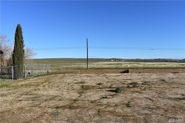 15224 Tournament Drive, Helendale, CA 92342
