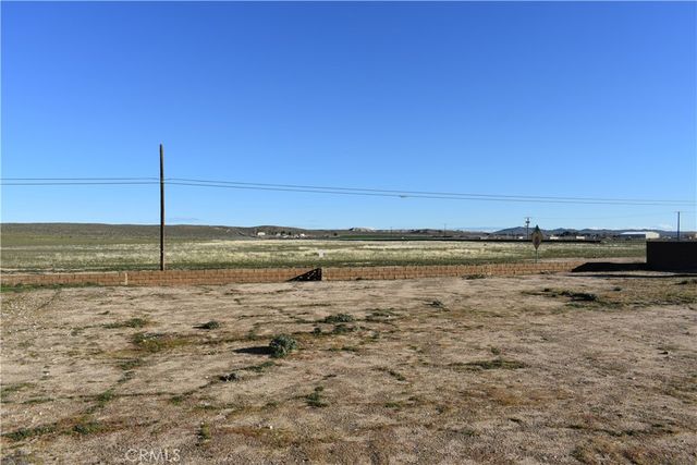 15224 Tournament Drive, Helendale, CA 92342
