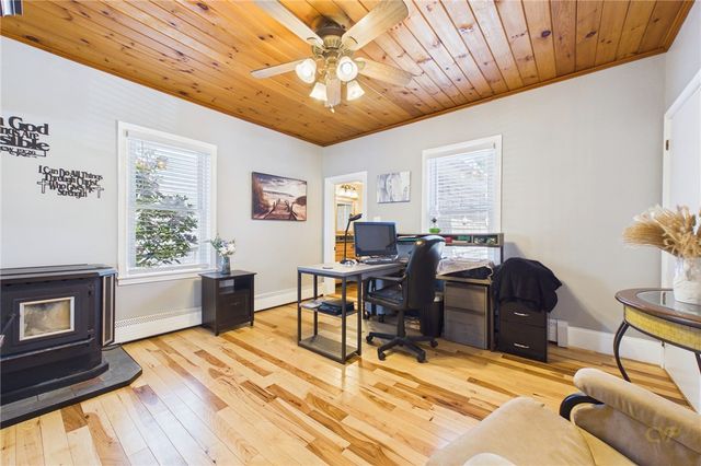 87 Stowe Street, Fall River, MA 02720