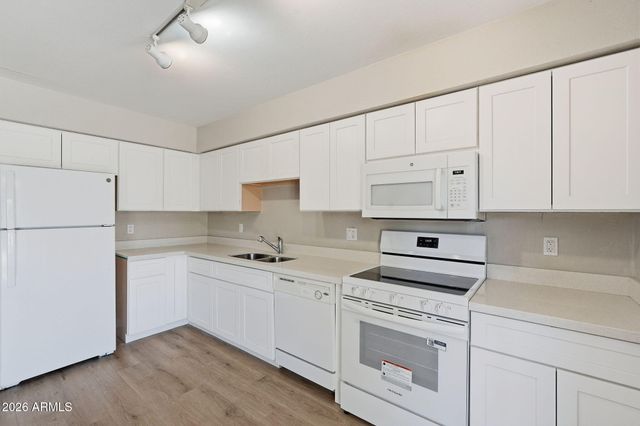 2519 E ANDERSON Drive, Phoenix, AZ 85032