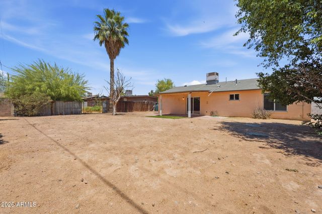 2519 E ANDERSON Drive, Phoenix, AZ 85032
