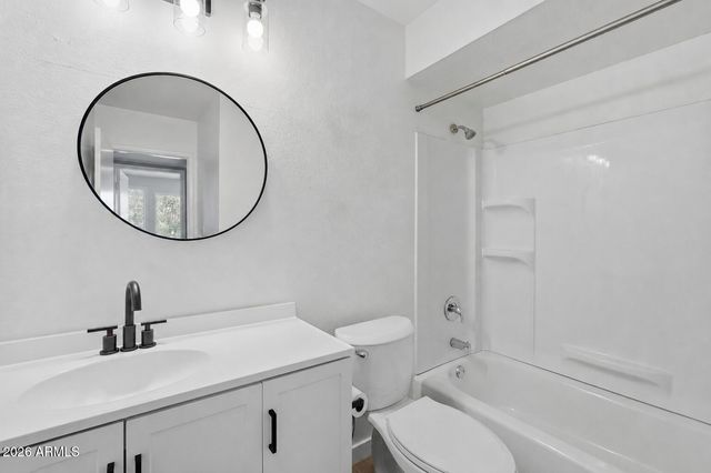 2519 E ANDERSON Drive, Phoenix, AZ 85032