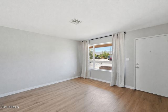 2519 E ANDERSON Drive, Phoenix, AZ 85032