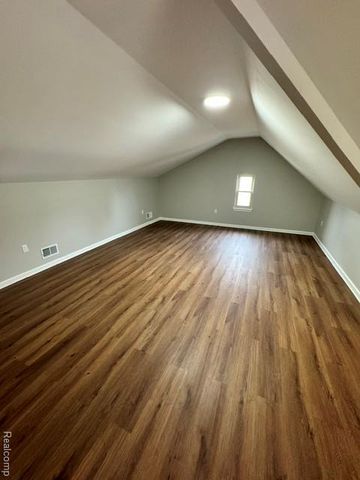 5903 Kensington Avenue, Detroit, MI 48224