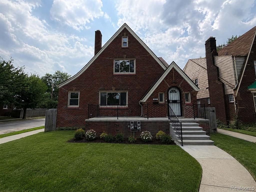 5903 Kensington Avenue, Detroit, MI 48224