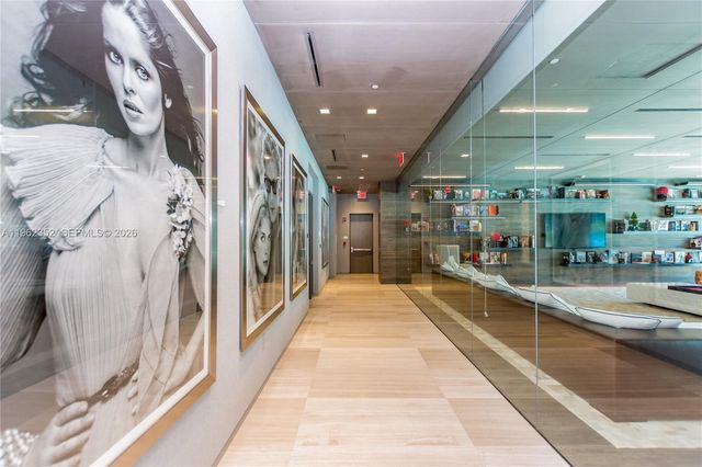 1080 Brickell Ave 1706, Miami, FL 33131