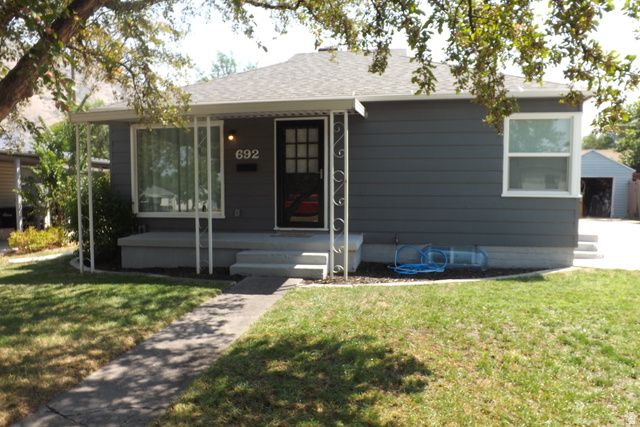 692 BROOKSIDE DR, Springville, UT 84663