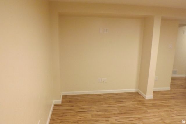 692 BROOKSIDE DR, Springville, UT 84663
