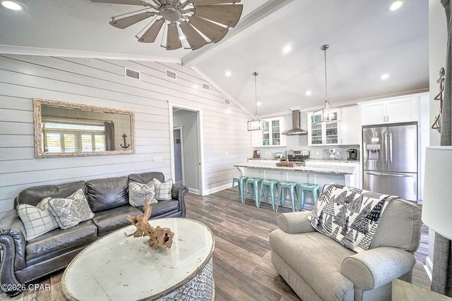 311 Venture Boulevard, Panama City Beach, FL 32408