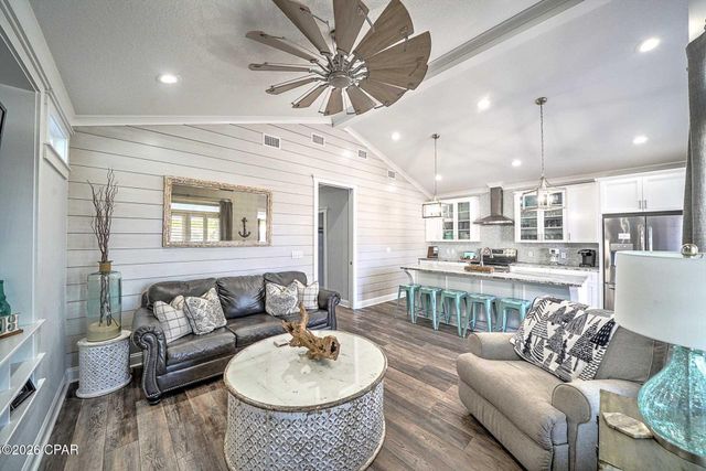 311 Venture Boulevard, Panama City Beach, FL 32408