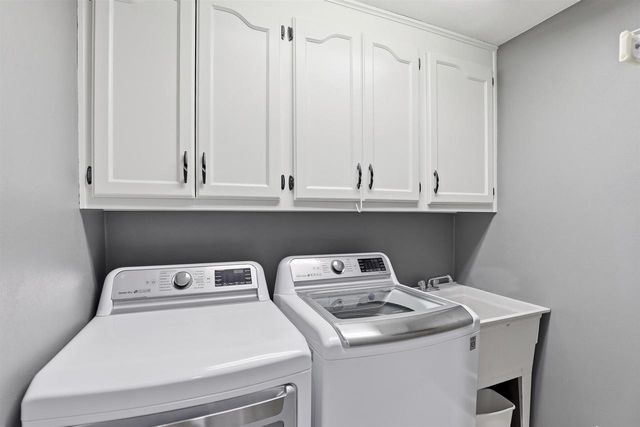 3501 N MORRISON STREET, Appleton, WI 54911