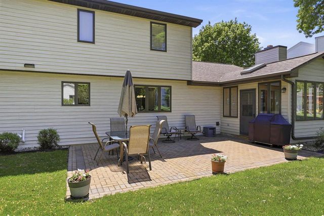 3501 N MORRISON STREET, Appleton, WI 54911