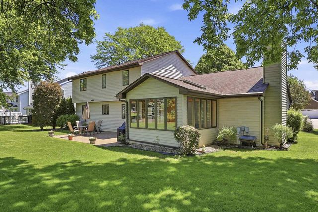 3501 N MORRISON STREET, Appleton, WI 54911