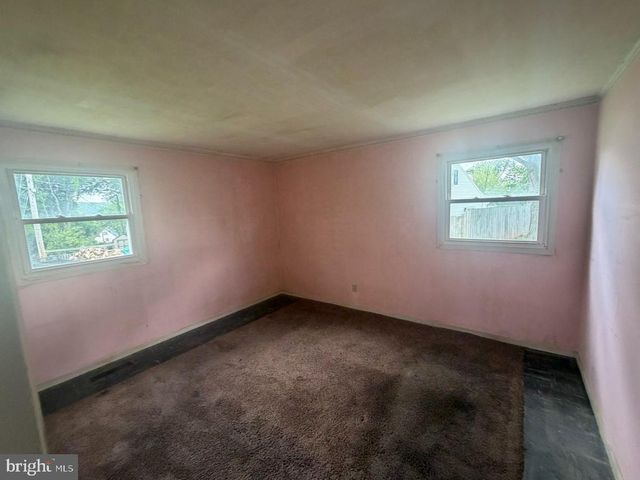 1058 N PINE ST, Middletown, PA 17057