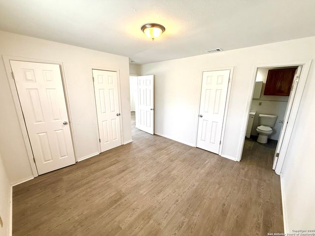 703 W Summit Ave Apt 1, San Antonio, TX 78212