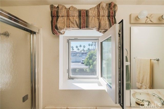 7911 Woodlake Drive 77, Huntington Beach, CA 92647