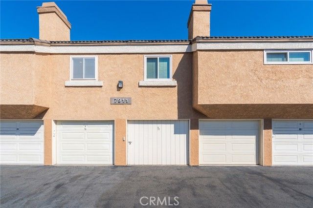 7911 Woodlake Drive 77, Huntington Beach, CA 92647