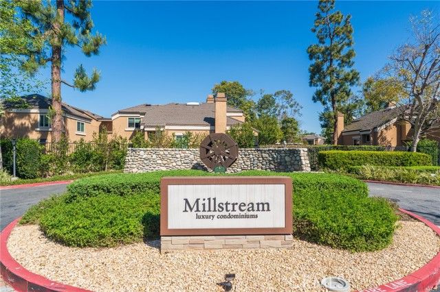 7911 Woodlake Drive 77, Huntington Beach, CA 92647