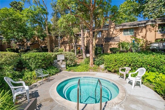 7911 Woodlake Drive 77, Huntington Beach, CA 92647