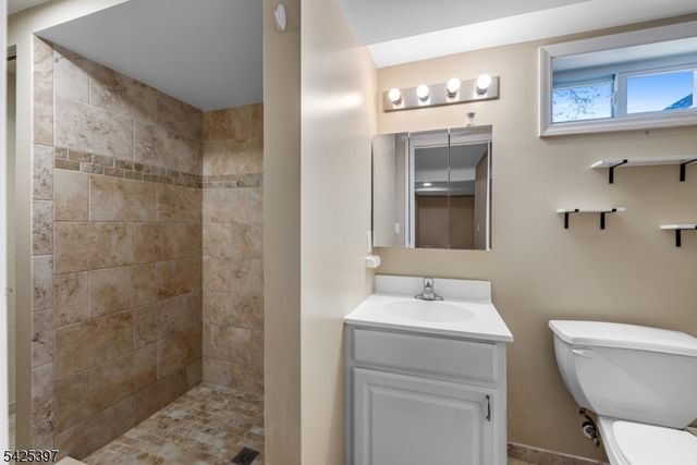 167 Mount Hope Ave, Dover Town, NJ 07801