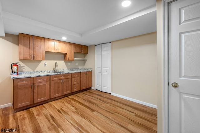 167 Mount Hope Ave, Dover Town, NJ 07801