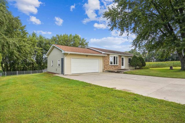 149 E Mt. Vernon Road, Waterloo, IA 50703