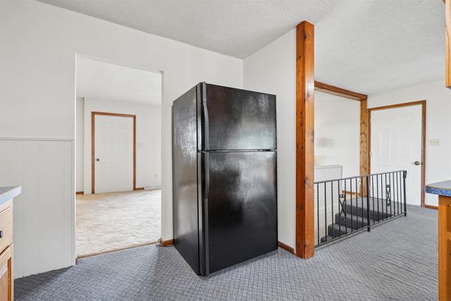 149 E Mt. Vernon Road, Waterloo, IA 50703