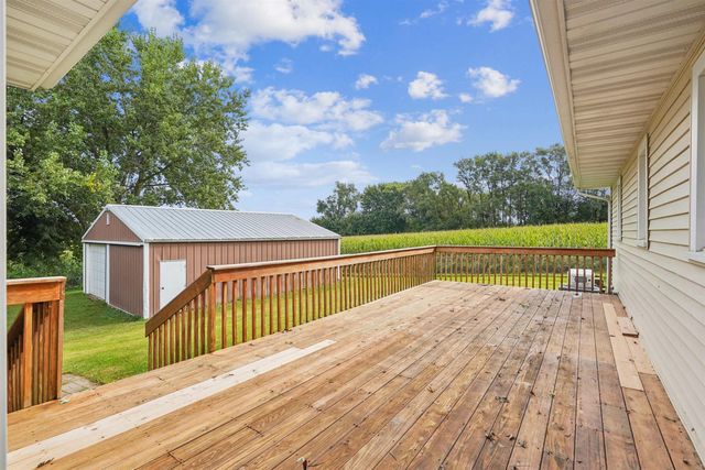 149 E Mt. Vernon Road, Waterloo, IA 50703