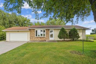 149 E Mt. Vernon Road, Waterloo, IA 50703