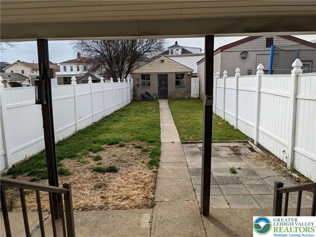 2434 Birch Street, Wilson Boro, PA 18042