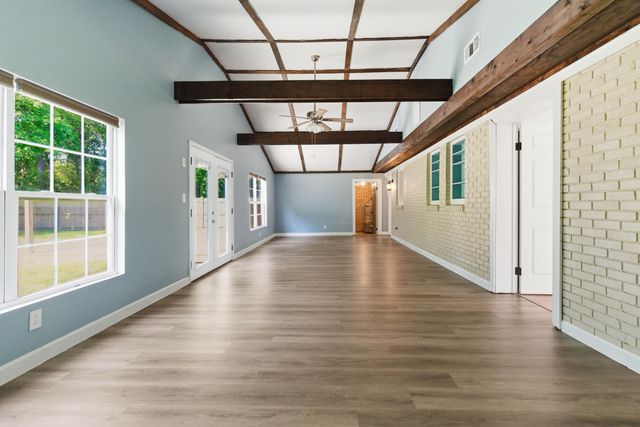 122 Longleaf Drive, Summerville, SC 29483