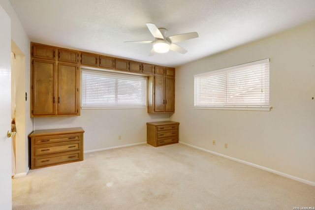105 HARRIETT DR, San Antonio, TX 78216