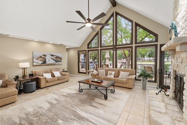 301 Northshore, Trinidad, TX 75163