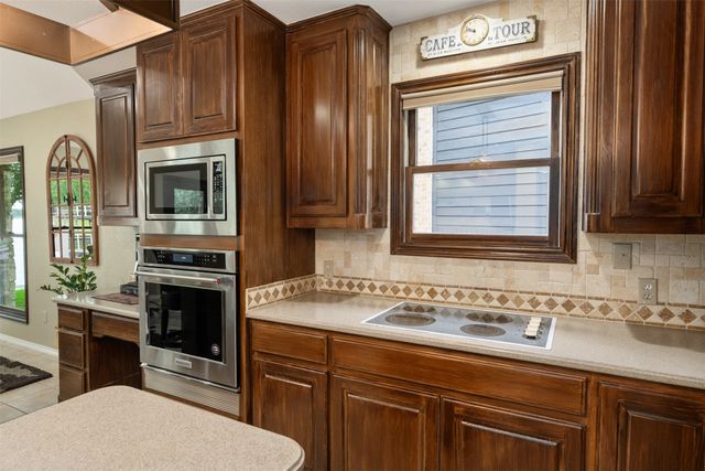 301 Northshore, Trinidad, TX 75163
