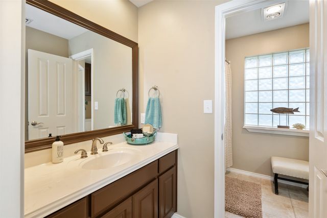 301 Northshore, Trinidad, TX 75163