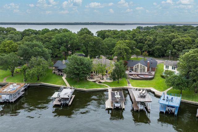 301 Northshore, Trinidad, TX 75163