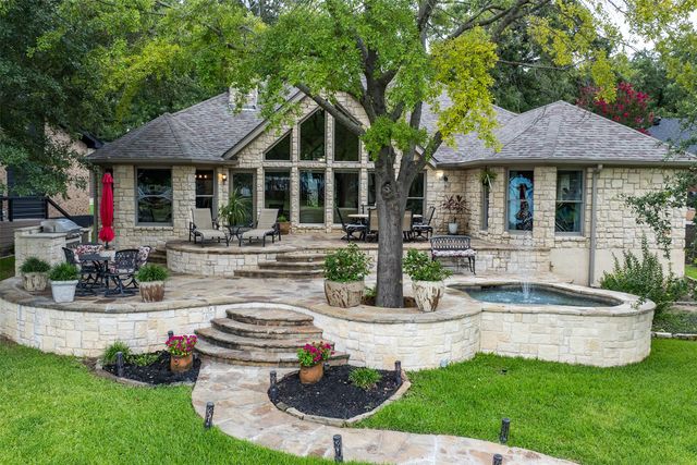301 Northshore, Trinidad, TX 75163