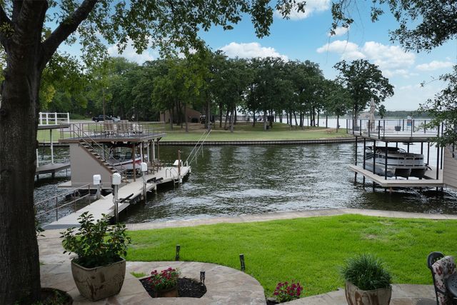 301 Northshore, Trinidad, TX 75163