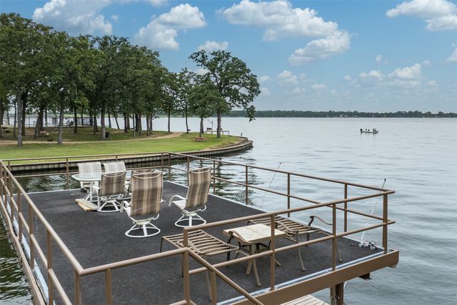 301 Northshore, Trinidad, TX 75163