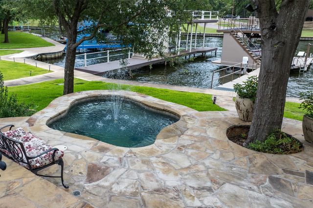 301 Northshore, Trinidad, TX 75163
