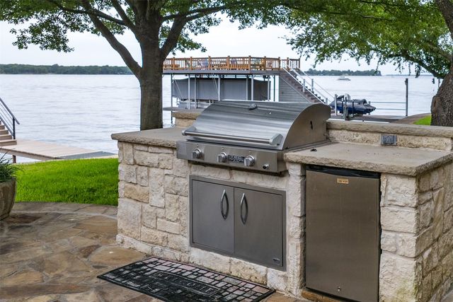 301 Northshore, Trinidad, TX 75163