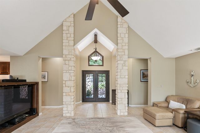 301 Northshore, Trinidad, TX 75163