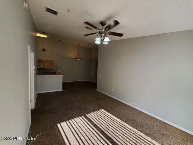 7920 MERRILL Road 612, Jacksonville, FL 32277