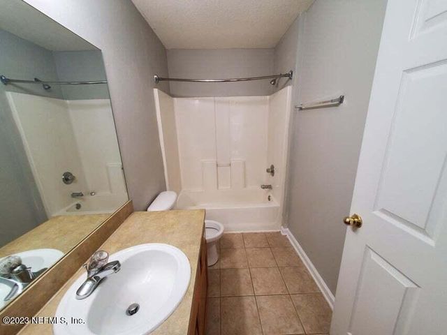 7920 MERRILL Road 612, Jacksonville, FL 32277