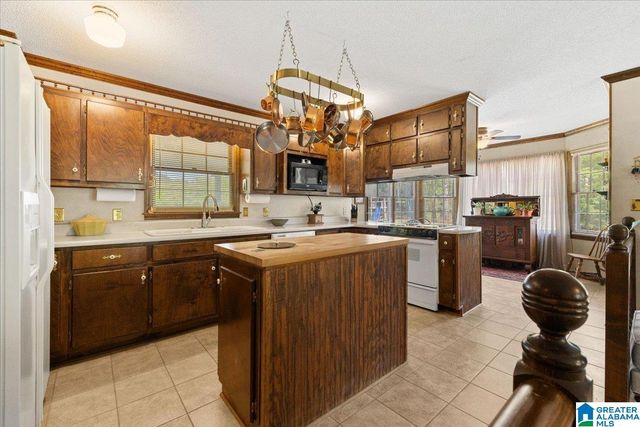 53 HILLTOP ROAD, Oneonta, AL 35121