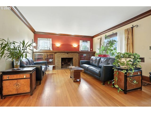 5806 Ne GARFIELD Ave, Portland, OR 97211