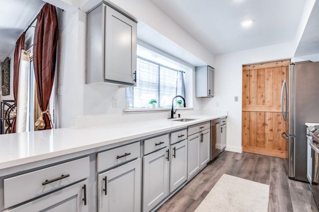 2813 Woodlark Drive, Fort Worth, TX 76123