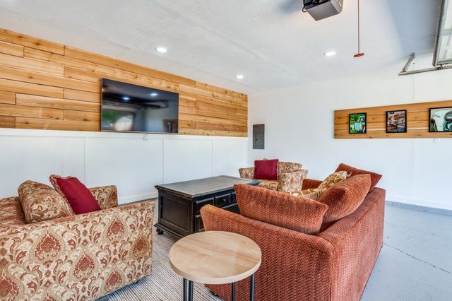 2813 Woodlark Drive, Fort Worth, TX 76123