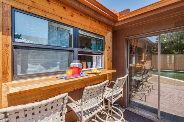 2813 Woodlark Drive, Fort Worth, TX 76123