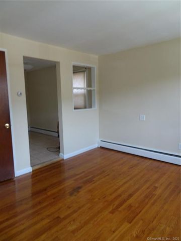 7 Eclipse Avenue B, Norwalk, CT 06851